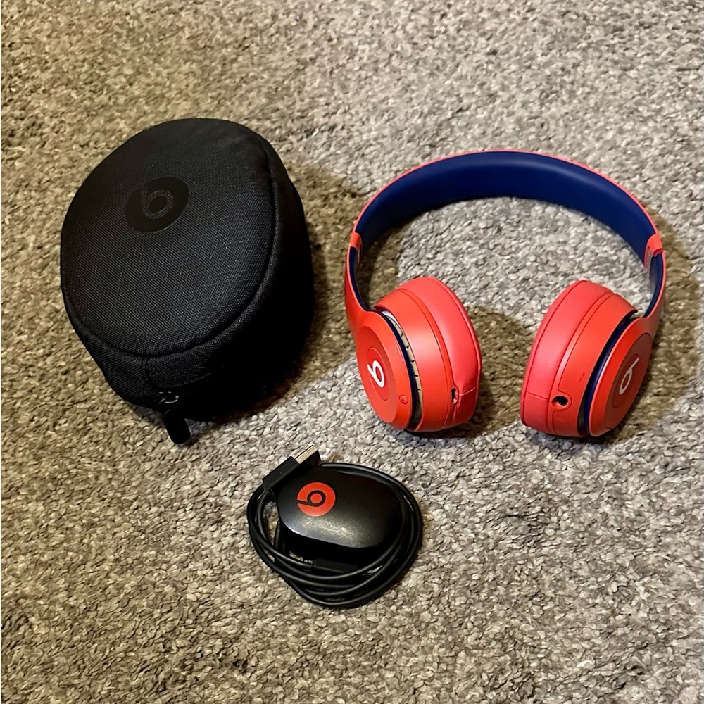 Beats by Dre Red Solo Pro Wireless Headphones. On ear Wireless Bluetooth.